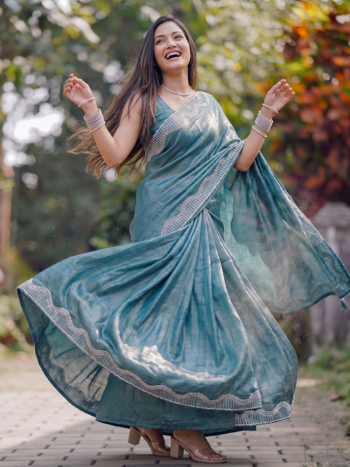 Ocean Teal Shimmer Silk Saree with Designer Scallop Border