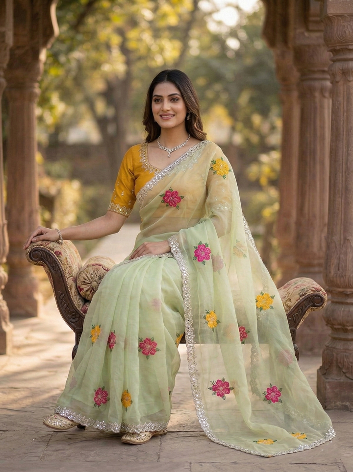 INSTA VIRAL SAREE 8010