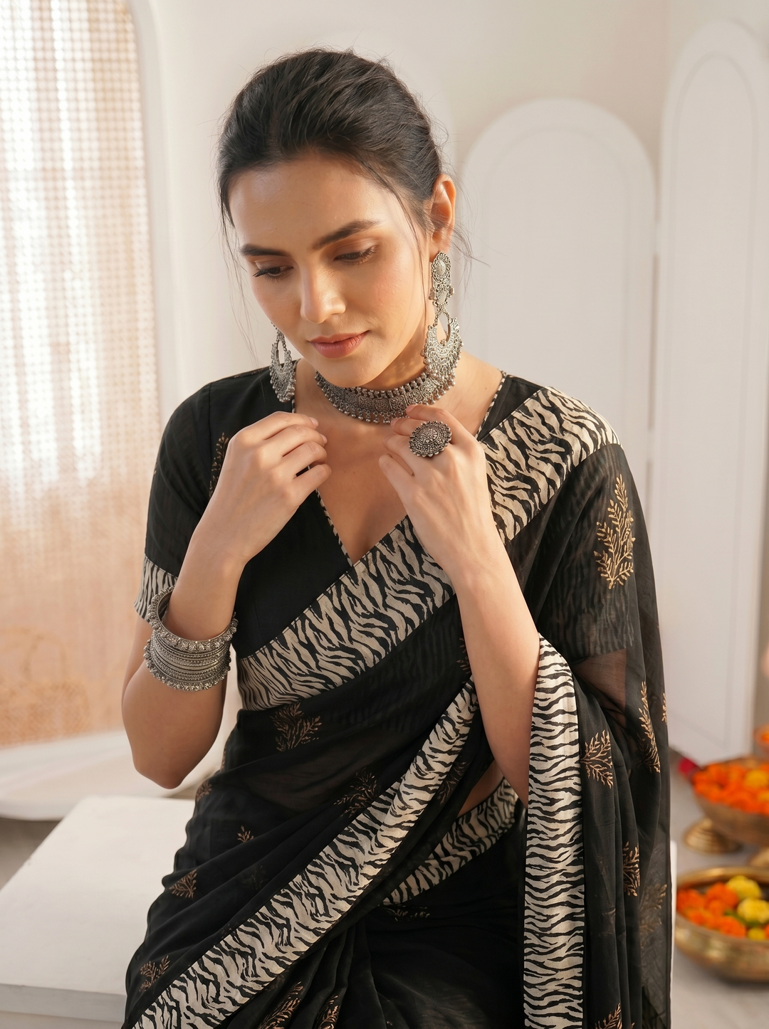PREMIUM SOFT ART SILK SAREE WITH BLACK & WHITE WAVY PRINTED BORDER & GOLDEN LEAF MOTIFS