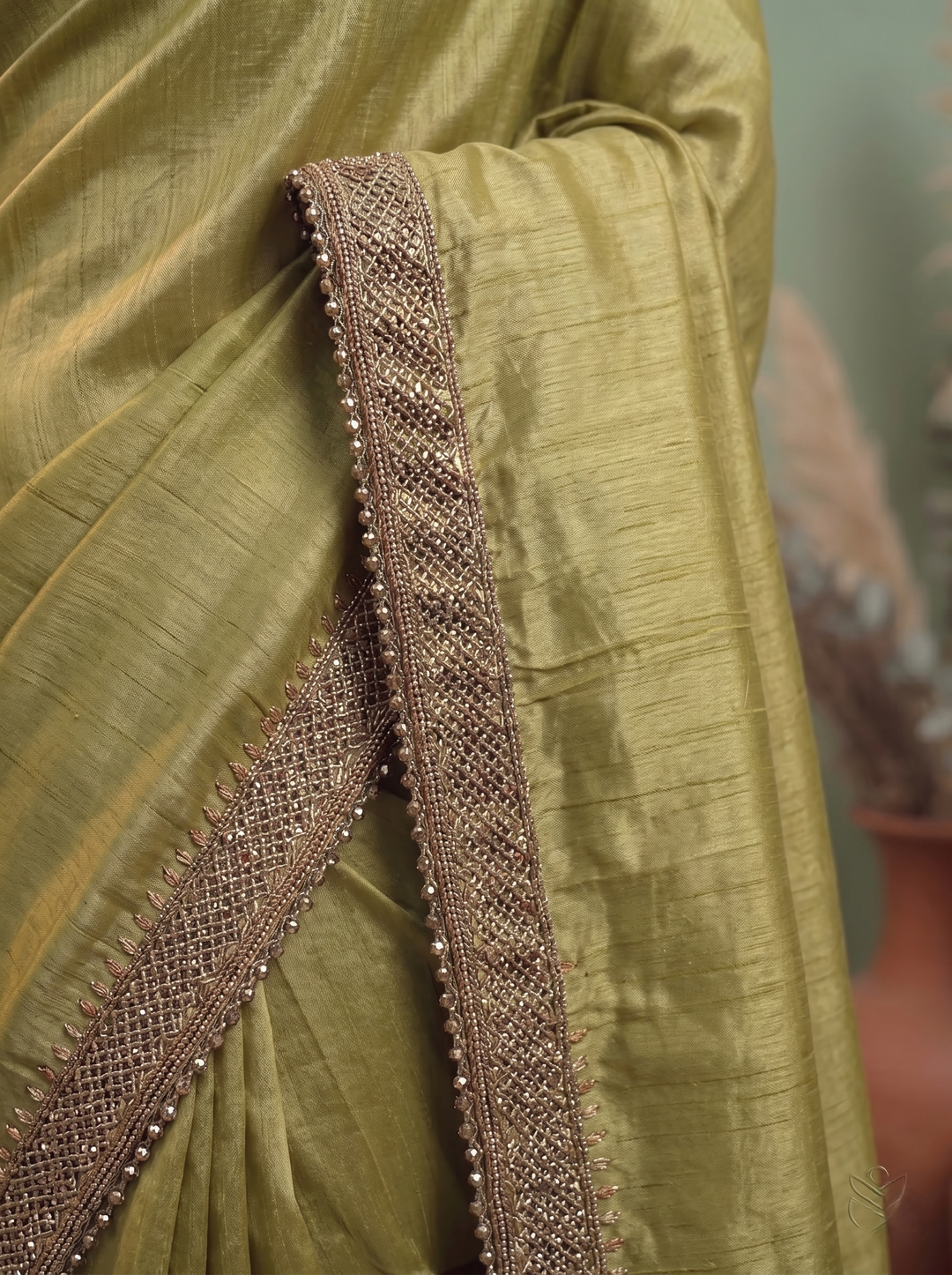 STUNNING METALLIC DARK GREY SHIMMER SAREE | CHARCOAL BLUE DUAL-TONE DESIGNER ETHNIC WEAR
