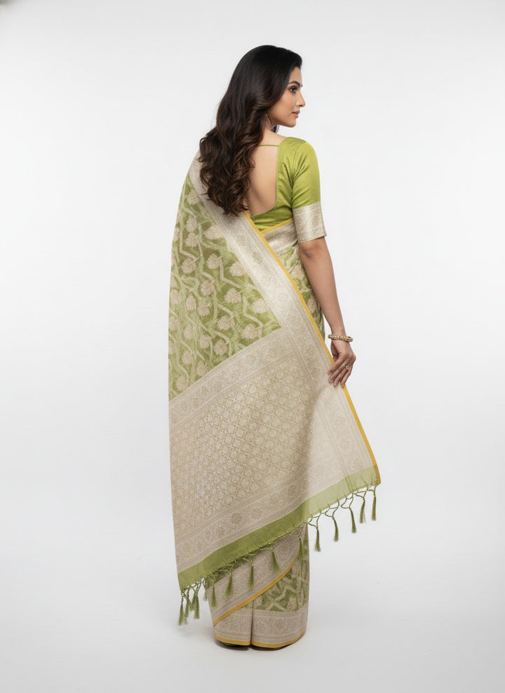 Abhinandan Saree