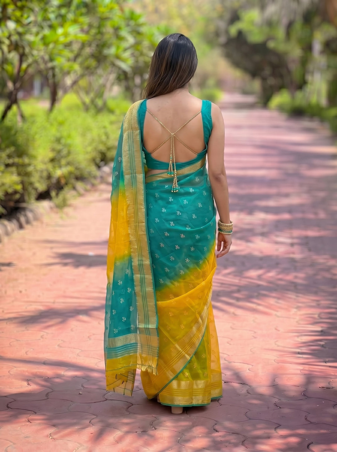 PREMIUM LIGHTWEIGHT GEORGETTE LEHERIYA SAREE WITH GOLDEN BUTTI & ZARI WOVEN BORDER - ORANGE & RED