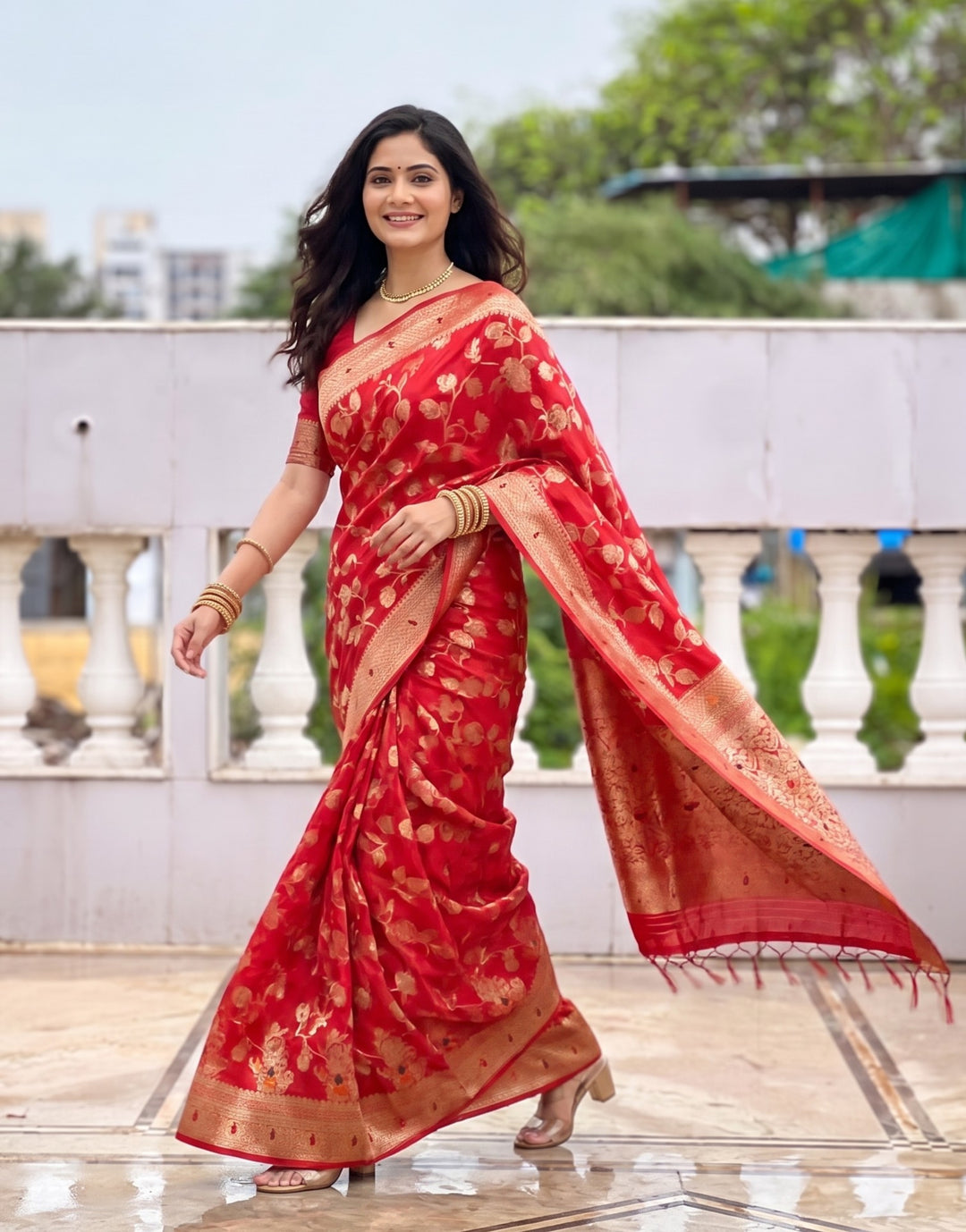Kundan Saree